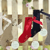 Pretty Originals Socks with Bows – Red