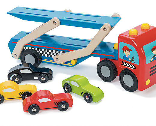 le-toy-van-race-car-transporter-set