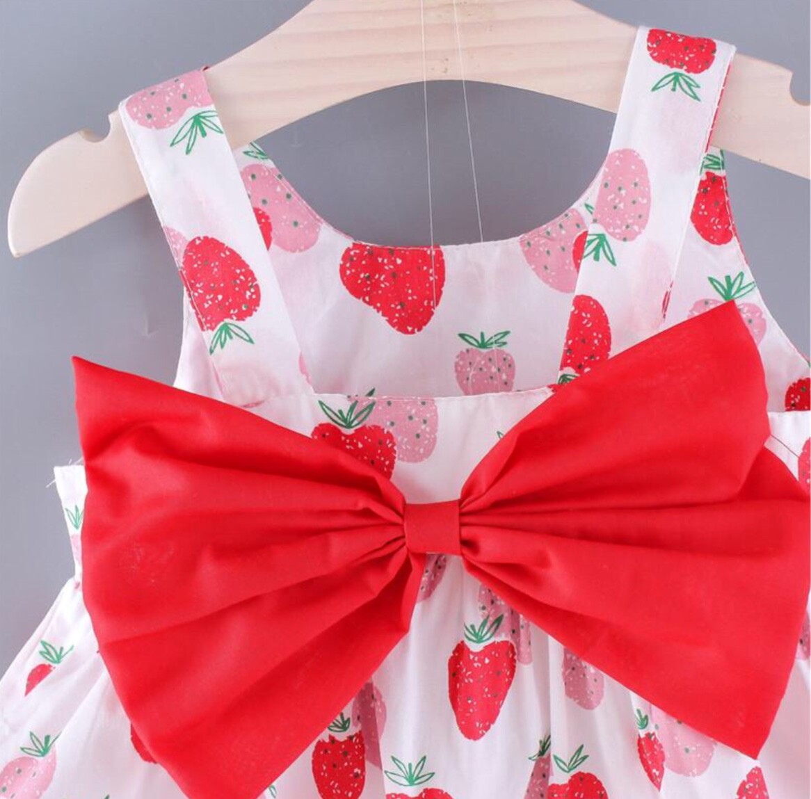 summer 21 strawberry dress 2